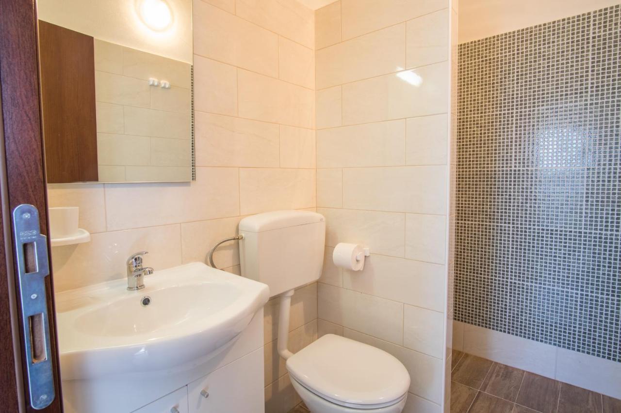 Villa Dijana West Linardici Bagian luar foto